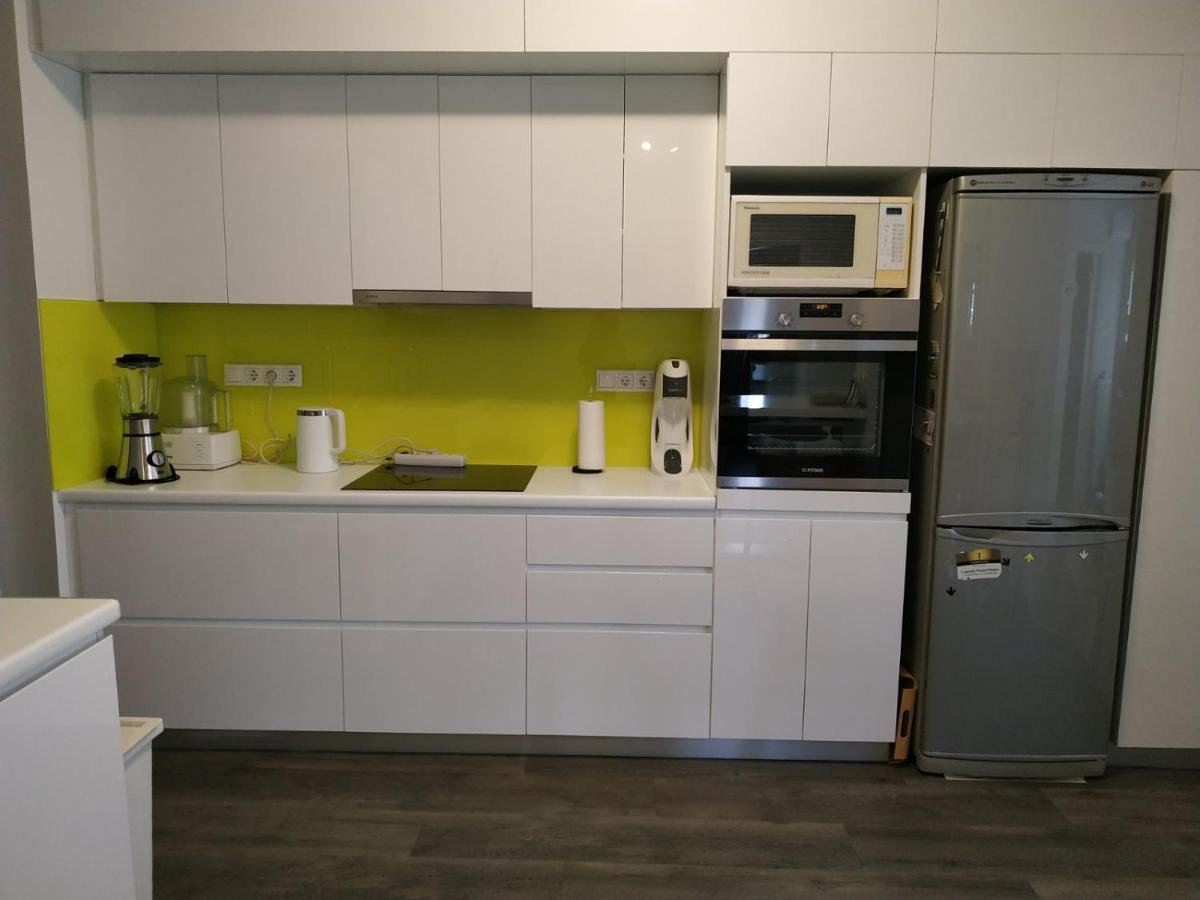 Fully Renovated, Family-Friendly Apartment, Next To A Huge Green Park, In Athens Center Exterior photo